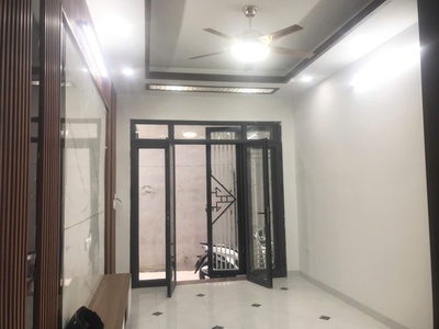 Hot cho thuê nhà nguyên căn 5 tầng tại phồ nam dư, lĩnh nam, hoàng mai, hà nội 0