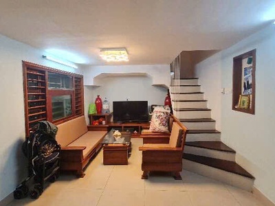 Mặt phố yên lãng 32 mét, ô tô tránh,ngõ thông, nhà vuông vắn,5 tầng, sổ đỏ hàng hiếm có duy nhất 0