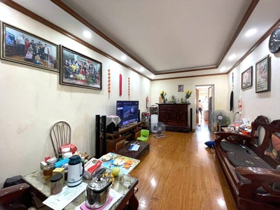 Bán gấp căn tập thể  nhà ở  cán bô - trung tâm quận thanh xuân - 3pn - 3,1tỷ 2