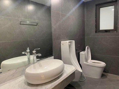 Bán tòa nhà, vp,kd, tứ hiệp- thanh trì, 240 m2, 8 tầng, mặt tiền 14 m, giá 69 tỷ. 4