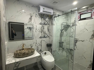 Bán nhà mới minh khai, lô góc, 40m, 5 tầng, thang máy, ô tô 5 tạ đỗ cửa, 8.4 tỷ 2