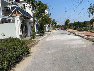 Bán lô đất biệt thự mặt phố Võ Văn Tần, ph Tân Bình, TP HD, 245.06m2, mt 10m, view sông 1