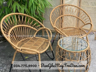 Bàn ghế cafe để ngoài trời tone vàng nâu thanh lịch 1