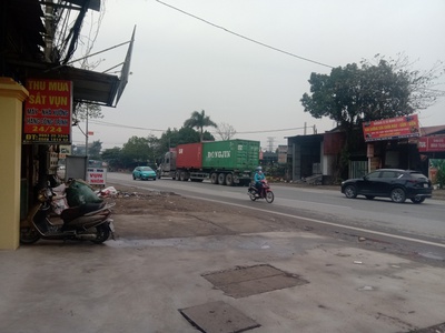 Cho thuê 200m2 đất giá rẻ mặt đường Quốc lộ 32, xã Đức Thượng Hoài Đức 8