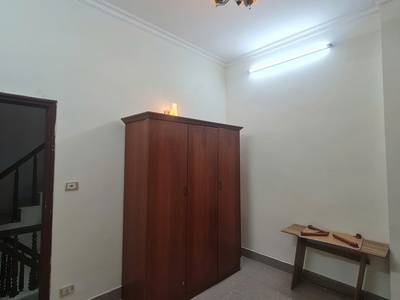 Bán nhà ngõ 190 Lò Đúc, 27m2 x 4 tầng, ô tô đỗ cách nhà 70m, khu vực dân trí cao, an ninh tốt. 1