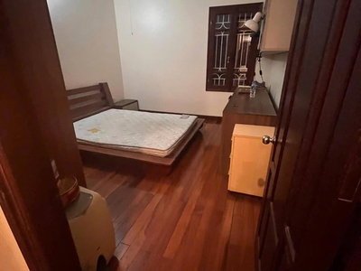 Cho thuê nhà nguyên căn Ô Tô Tránh nhau Nguyễn Ngọc Nại - Thanh Xuân 65m x 4T giá 21tr 4