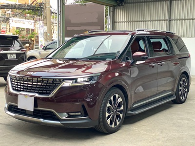 Bán xe Kia Carnival 2023 Signature 2.2D Full dầu, màu đỏ mận. 3