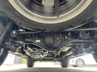 Bán xe Toyota Fortuner 2023, số tự động, máy dầu, màu trắng. 14