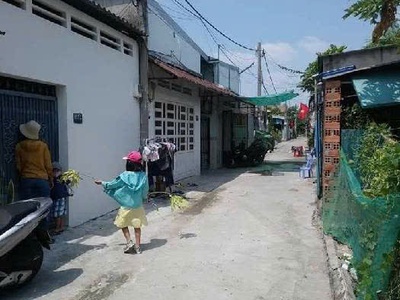 Bán nhà Tỉnh lộ 43, Thủ Đức, cấp 4, 68m2 giá 4.5 tỷ 2