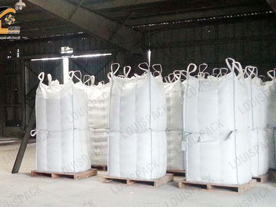 Bao Jumbo đựng 850kg bột mì xuất khẩu 1
