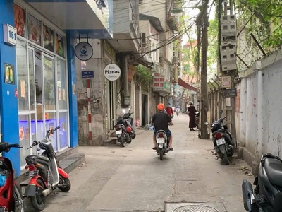 Tôi bán nhà riêng 4 tầng ngõ 43 Chùa Bộc SDCC DT 45m giá 8.8 tỷ 0