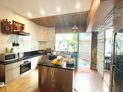 Bán nhà biệt thự đường lam sơn - ngay phan đăng lưu, 200m2, 7.3/15x22m, 3 tầng, 32.9 tỷ 2