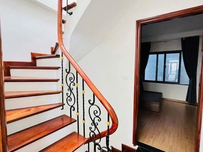 Bán nhà phố đại la- 5 tầng -45m2  mt 4m- gần trung tâm- ngõ nông, sát phố- 2 thoáng trước sau - vừa 2