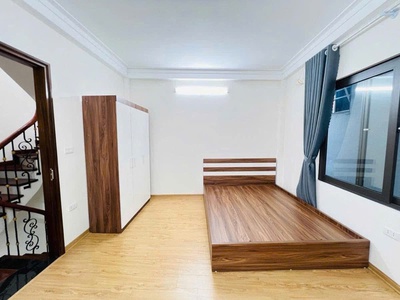 Bán nhà phố đại la- 5 tầng -45m2  mt 4m- gần trung tâm- ngõ nông, sát phố- 2 thoáng trước sau - vừa 4
