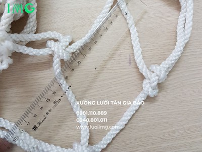 Bạn đang muốn tìm mua lưới dù trắng để quây rào gian hàng trong siêu thị, đúng không 3