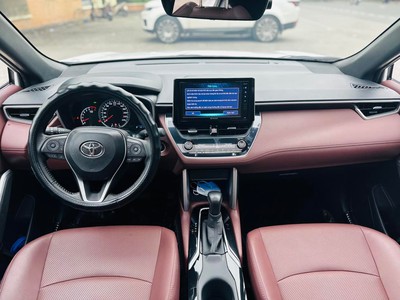 Bán xe Toyota Corolla Cross 1.8V 2023, màu trắng. 10