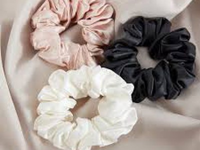 Scrunchies   Phụ Kiện Không Thể Thiếu Trong Tủ Đồ 2025 0