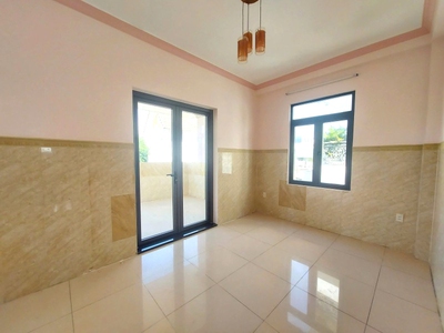 Giảm sốc 1 tỷ nhà 4 tầng hẻm 8m lô góc 95m2 5x19m gần chợ kiến thiết hiệp phú thủ đức chỉ 7.6 tỷ. 4