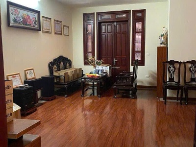 Bán biệt thự trung văn, có gara, , khu vực thông thoáng, ở vượng khí 4