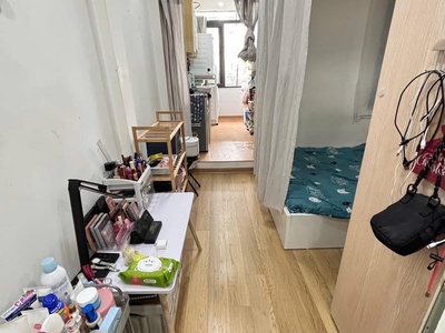 Bán nhà tâp thể  mặt phố trường chinh - 2pn đủ công năng - nhà mới đẹp, ở luôn 2