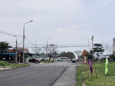 Chính chủ bán lô đất đường cao sơn 5, khu biển tân trà, giá đầu tư 0