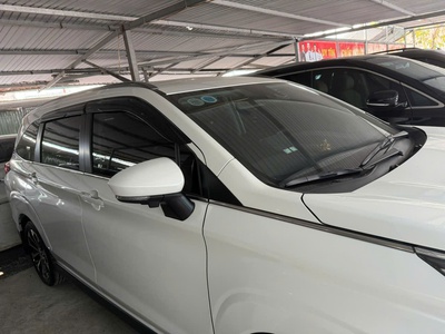 Cần bán Toyota Veloz Cross TOP bản full option- 565 triệu 4