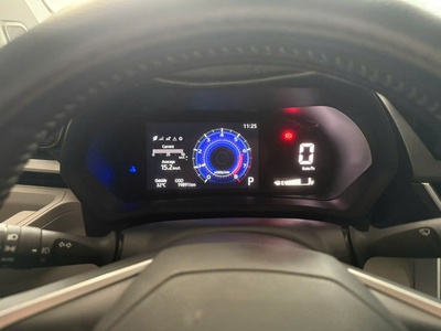 Cần bán Toyota Veloz Cross TOP bản full option- 565 triệu 3