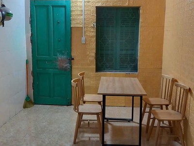 Cho thuê nhà riêng số 5 ngõ 143, đường chiến thắng trong khu tập thể quân đội, cạnh khu văn quán 2