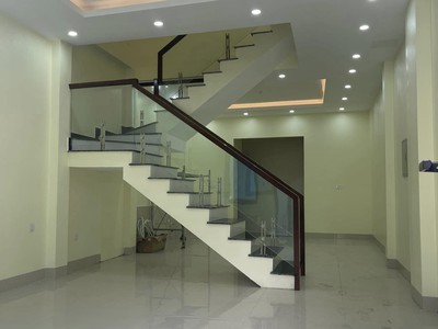 Bán Nhà 3 Tầng Ngõ 33 Cao Xanh,P.Cao Xanh. DT:54m2,MT:4.5m Rẻ Đẹp 1