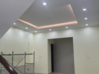 Bán Nhà 3 Tầng Ngõ 33 Cao Xanh,P.Cao Xanh. DT:54m2,MT:4.5m Rẻ Đẹp 2