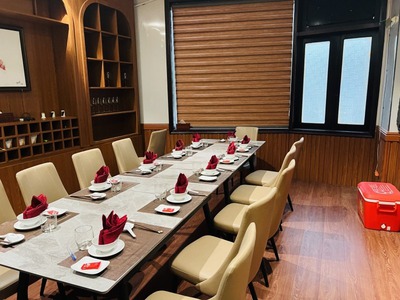 Mặt tiền 4 tầng kinh doanh đỉnh cao -gần vũ trường phương đông -đống đa - giá chỉ 12.9 tỷ . 1
