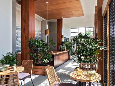 Cần bán villa hướng biển 4