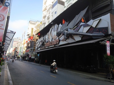 Bán nhà mặt đường 1 bùi viện, q.1, 6 tầng 12 phòng 54m2 giá 42 tỷ 2