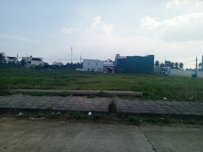 Chủ ngộp cần bán gấp 4 lô liền kề xã nghĩa phú - quảng ngãi giá rẻ 4.6ty 3