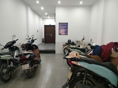 Bán siêu phẩm chdv đường láng, 94m2, lô góc,  thang máy, dòng tiền 1 tỷ/năm,  chỉ 18.8 tỷ 2