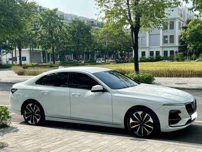 Bán xe Vinfast Lux A2.0 Premium 2022, màu trắng. 3