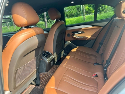 Bán xe Vinfast Lux A2.0 Premium 2022, màu trắng. 5