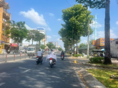 Cho thuê MTKD giá rẻ tại 261B Lý Thường Kiệt P.15 Quận 11. 2