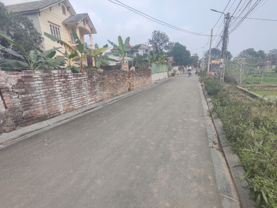 Hiếm    131m đất bìa ô tô tránh rẻ như trong ngõ nhỏ 3