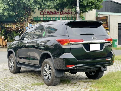 Bán xe Toyota Fortuner 2022 2.4G 4x2 AT dầu, màu đen. 6