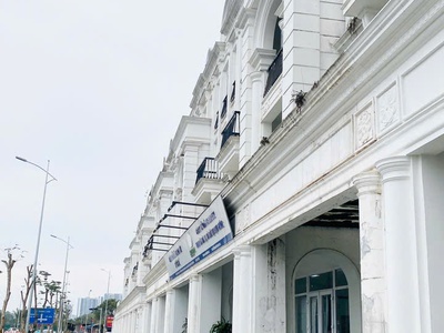  nóng: liền kề shophouse louis city iii đại mỗ, mặt chính lê quang đạo, 5 tầng xây thô, 120m, 2 1
