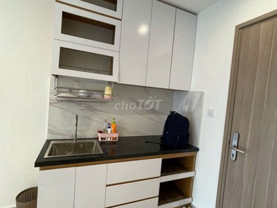 Cần bán căn hộ studio tầng cao, view đẹp vinhomes grand park 0
