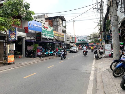 Mặt tiền đường nhựa mai văn vĩnh, quận 7, ngang 5 dài 21 0
