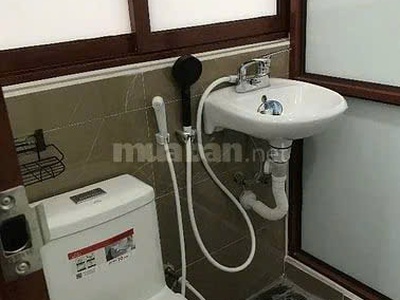 Chính chủ cho thuê phòng trọ ngõ 101 phố thanh nhàn, hai bà trưng 3