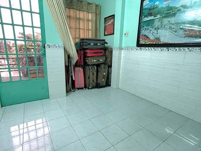 Nhà 3 tầng btct - 4pn - hẻm ba gác - nguyễn văn luông - quận 6 - nhỉnh 3 tỉ 2