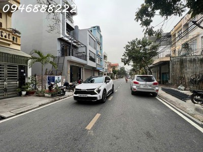 Duy nhất 1 lô đất đào nhuận - kênh dương 0