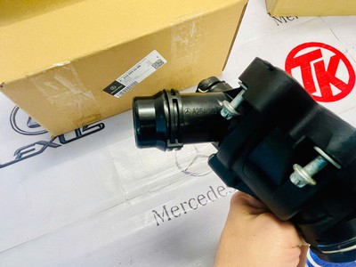 Cụm van hằng nhiệt W254 Mercedes-Benz C  W206  C-300 2.0 EQ Boost Turbo 4-Matic A2542035500 1