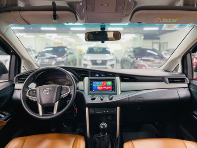 Bán xe Toyota innova 2.0E 2019, số sàn, màu đồng. 13