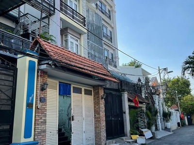 Cho thuê 2 phòng tại 107a đường bình quới, phường 26-27, bình thạnh 0