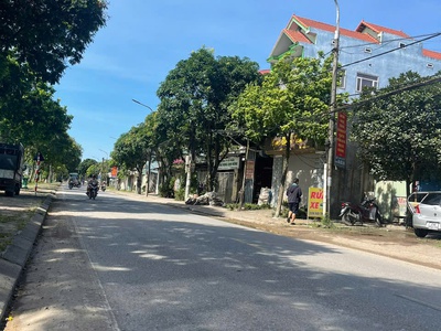 Tài chính  4tỷ hàng xóm dục tú, đông anh -qh mở đường 14m  vỉa hè 3m 0